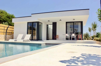 Holiday Home MAYA: