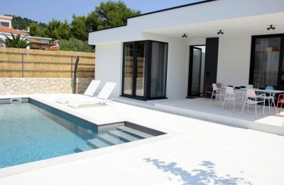 Holiday Home MAYA: